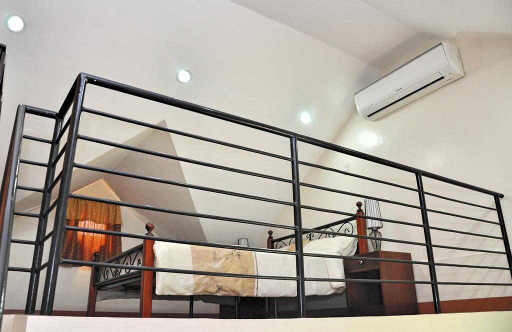 Pal-Watson Apartments Lapu-Lapu City Szoba fotó