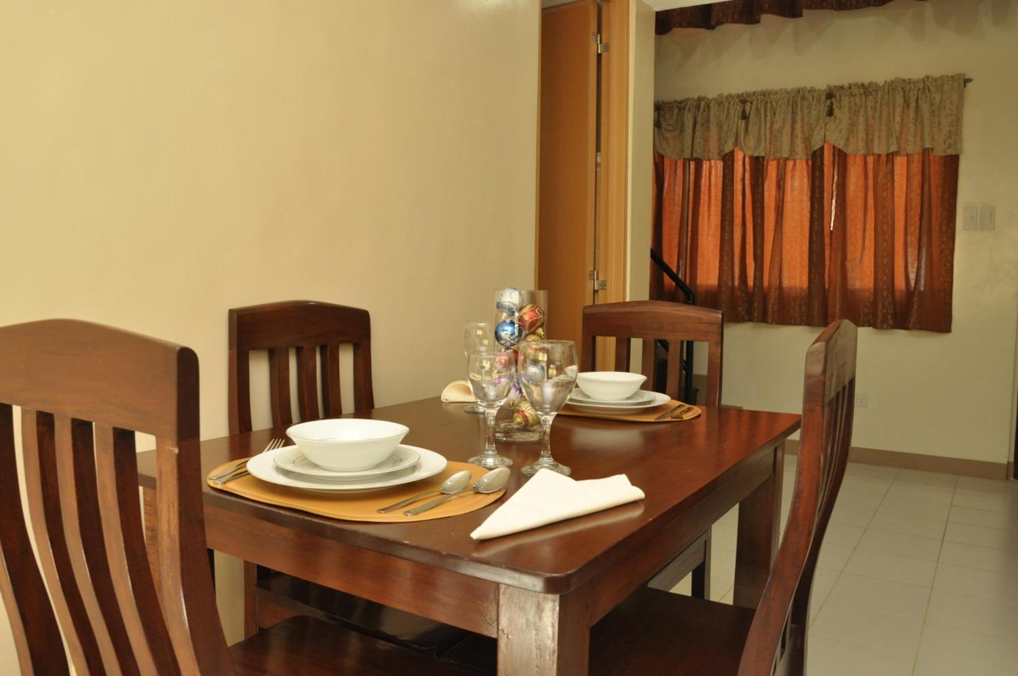 Pal-Watson Apartments Lapu-Lapu City Szoba fotó