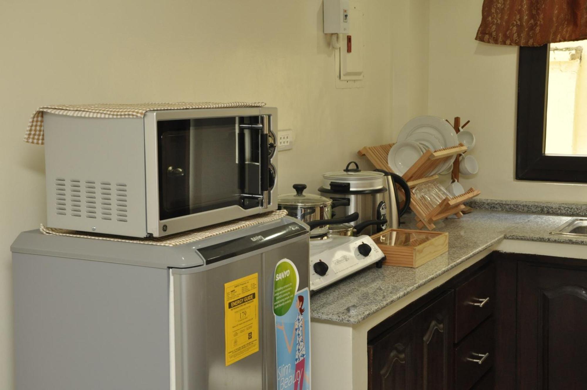 Pal-Watson Apartments Lapu-Lapu City Szoba fotó