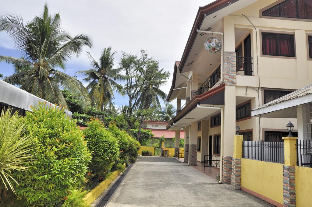 Pal-Watson Apartments Lapu-Lapu City Szoba fotó